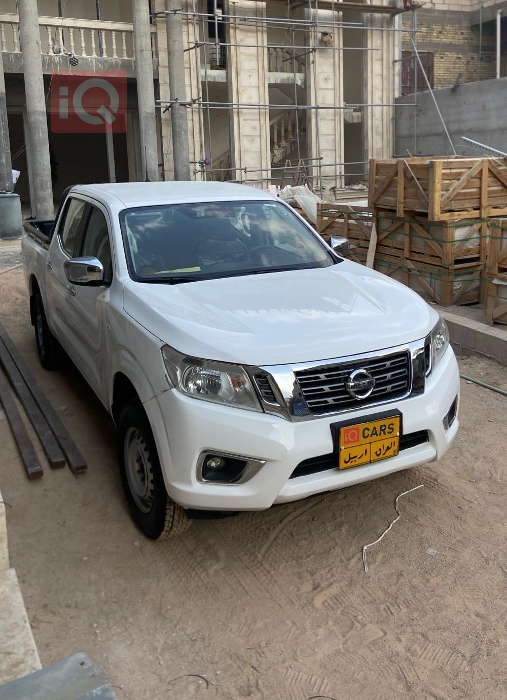 نيسان نافارا